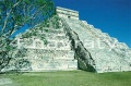 Pyramída El Castillo - Chichen Itzá